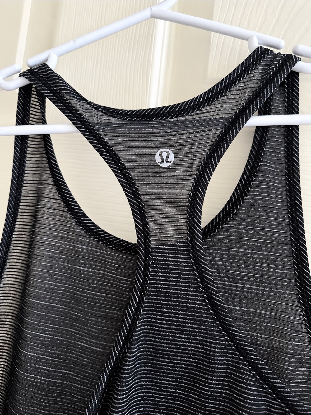 Lululemon Sheer Striped Racerback Tank – Size 6